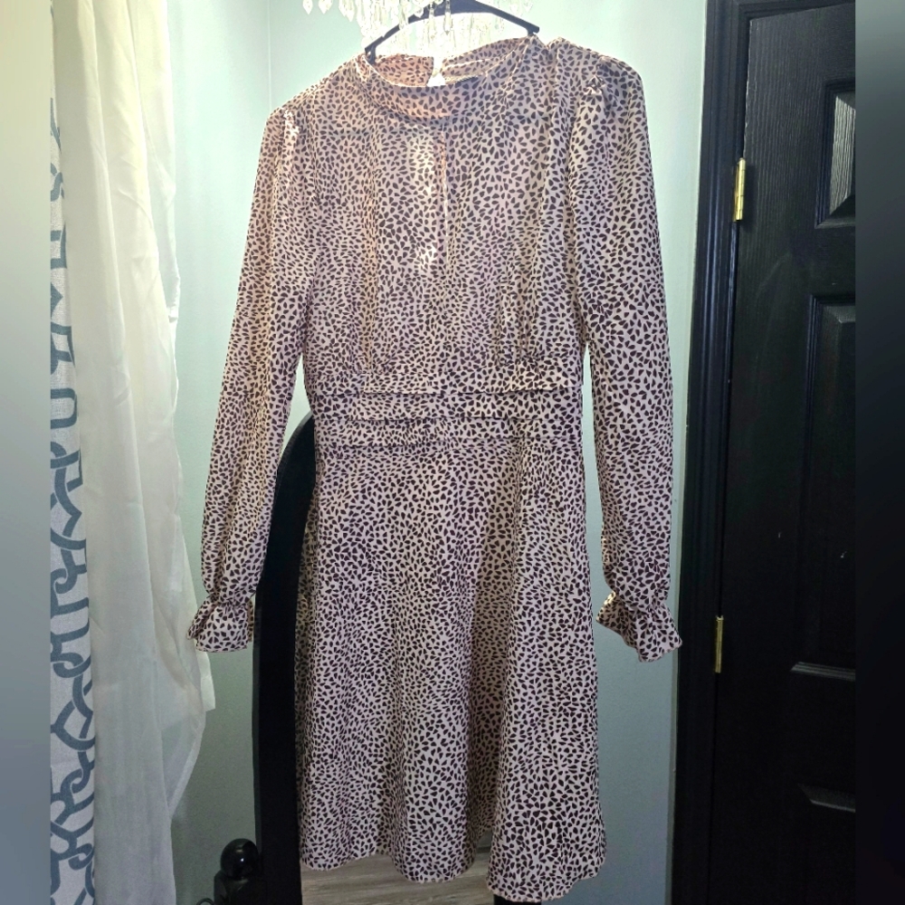 Tan dress size md